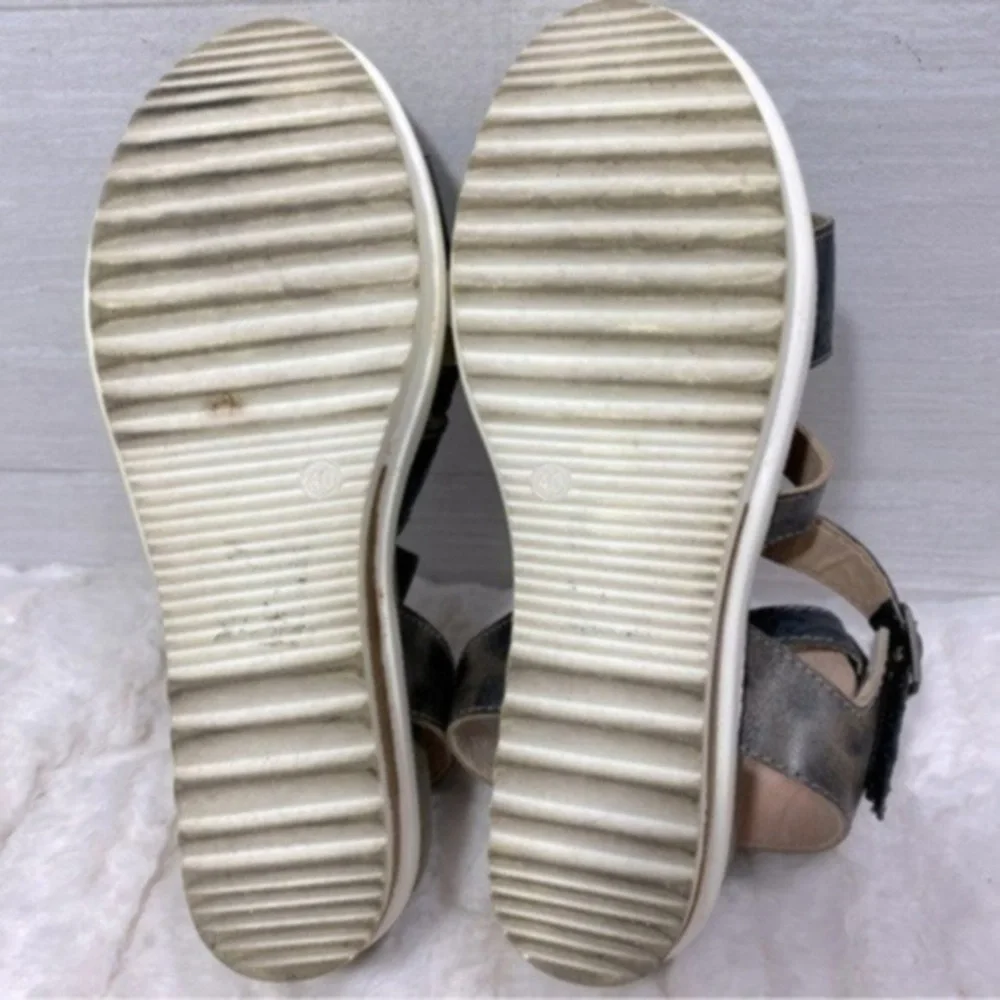 L'ARTISTE PLATFORM SANDAL Size 40 Color Black/Tan